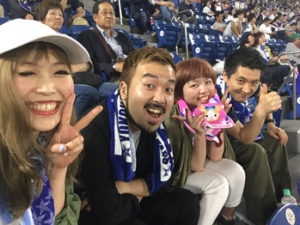 関内の美容室BOBのスタッフの野球観戦