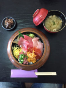 海鮮丼