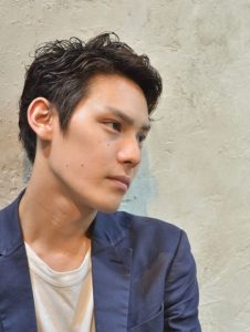 関内の美容院ボブの男性モデル