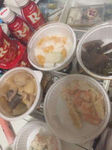 食べ物と飲み物